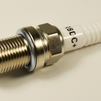 Свеча зажигания Cartronic FR8DC+, CRTR0115131, комплект 4шт, Ref.BKR5ES/ 0242229659