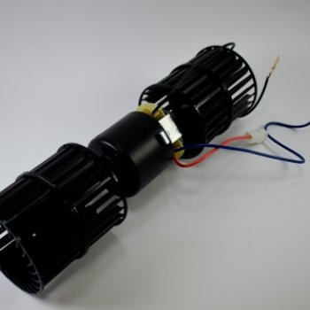 Вентилятор отопителя Cartronic CRTR0089707 (с 2-мя крыльчатками, 24V. Ref.681.3780