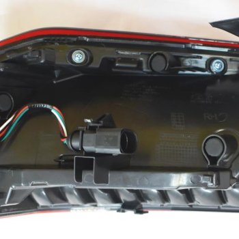 Фонарь задний Cartronic CRTR0126628 Аналог 6N5945096 прав наружний