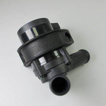 Водяной насос (помпа) Cartronic CRTR0132255 Ref.7L0965561D