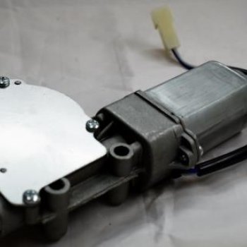 Моторедуктор стеклоподъемника левый Cartronic CRTR0101496 20.3780/ 2110-3730611-01 Ref.