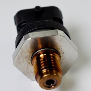 Датчик давления топлива Cartronic CRTR0121634 Ref.0281006176/ 0281006326