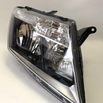 Фара Cartronic CRTR0135771 правая Ref.260103169R