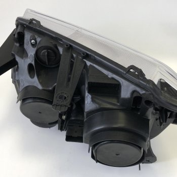 Фара Cartronic CRTR0135771 правая Ref.260103169R