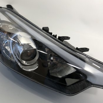Фара Cartronic CRTR0135896 правая Ref.92102A7030