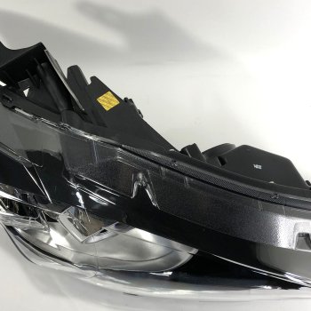 Фара Cartronic CRTR0135912 правая Ref.KF3351031C