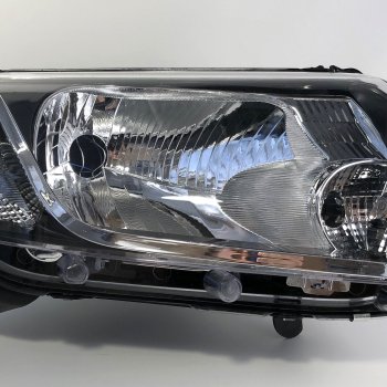 Фара Cartronic CRTR0136533 а/м Dacia Ref.260105344R правая