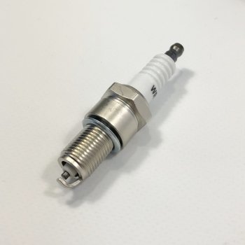 Свеча зажигания Cartronic WR6DC+ CRTR0134856 комплект 4шт Ref.0242240592/ BPR6ES
